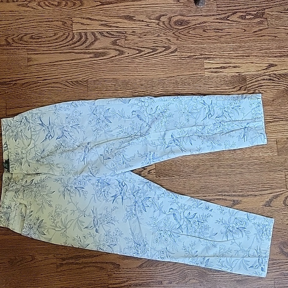 Ralph Lauren Cropped Pants Blue Floral/ Bird Print size 6